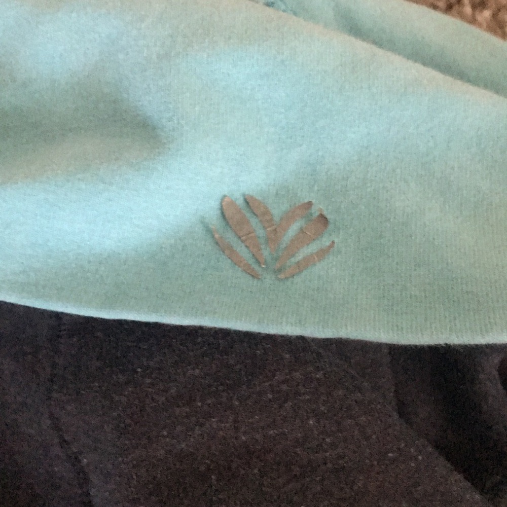 Shorts - Picture 3 of 3